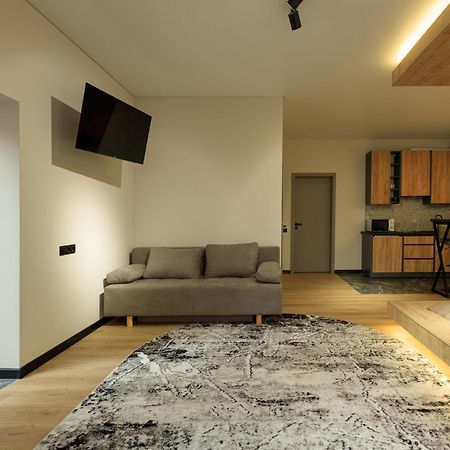 Discovery Garden Apartments Khmelʼnytsʼkyy Esterno foto