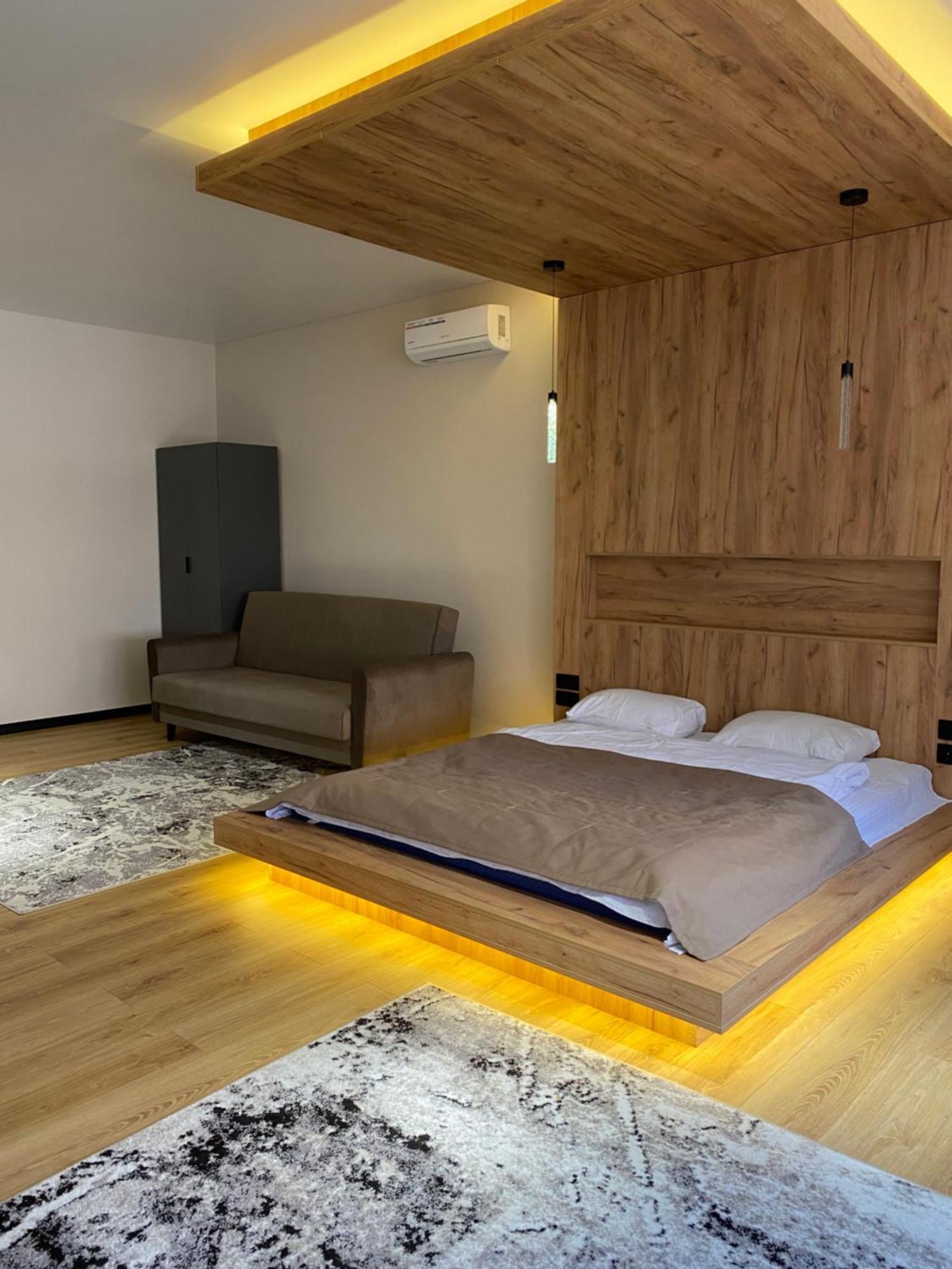 Discovery Garden Apartments Khmelʼnytsʼkyy Esterno foto