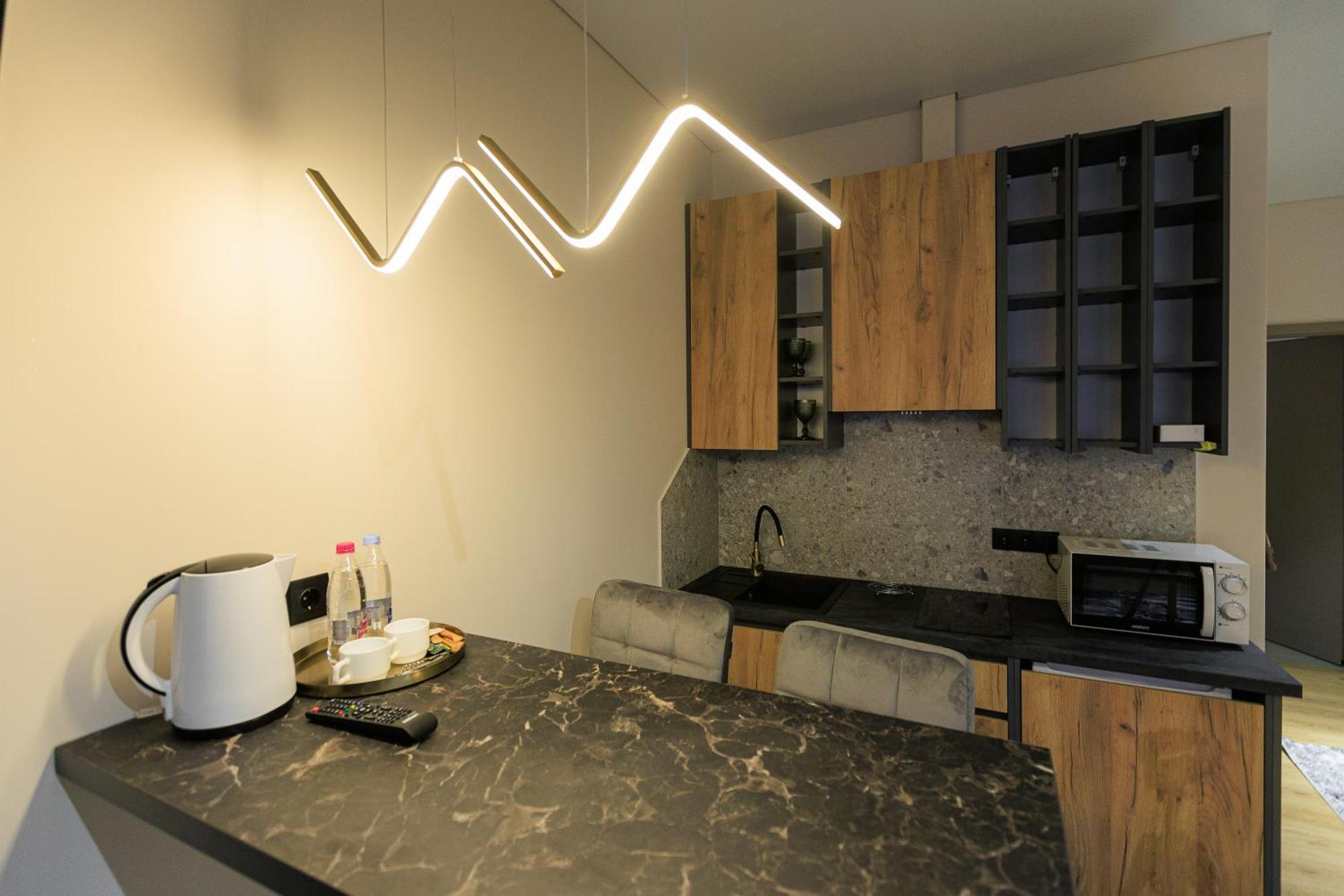Discovery Garden Apartments Khmelʼnytsʼkyy Esterno foto